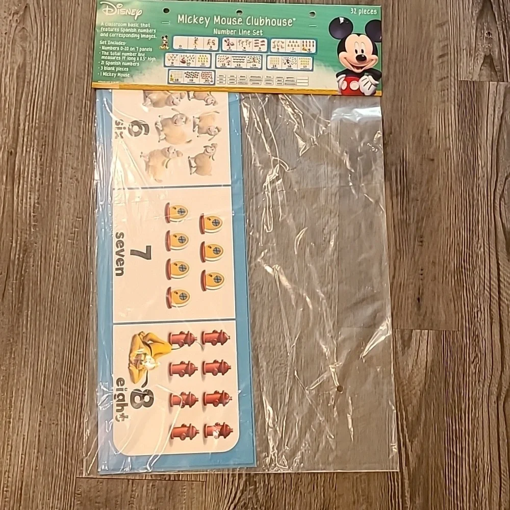 4 Pack Classroom Board Decorations